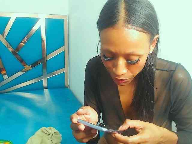 bitch-naughty webcam