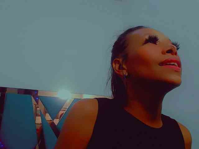 bitch-naughty webcam