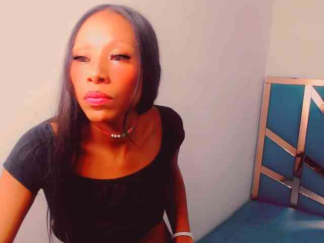 bitch-naughty webcam