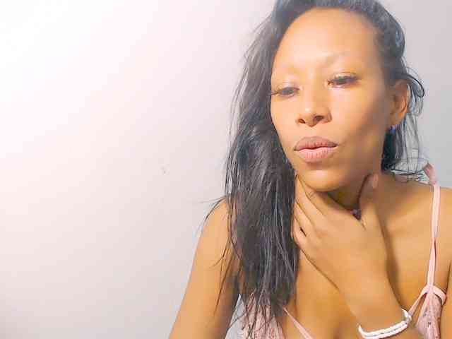 bitch-naughty webcam