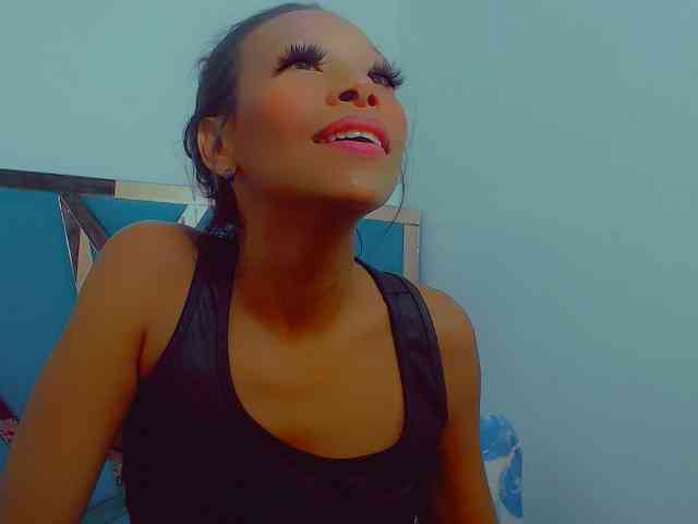 bitch-naughty webcam