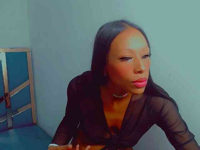 bitch-naughty webcam