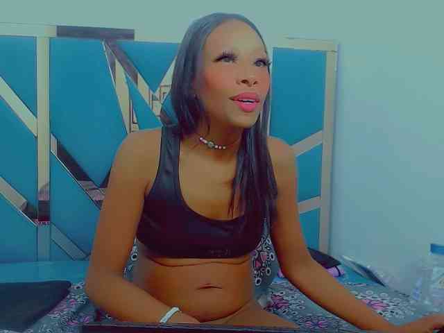 bitch-naughty webcam