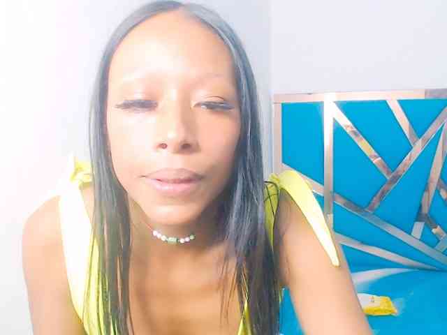bitch-naughty webcam