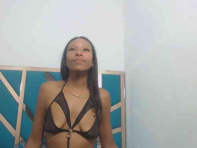 bitch-naughty webcam