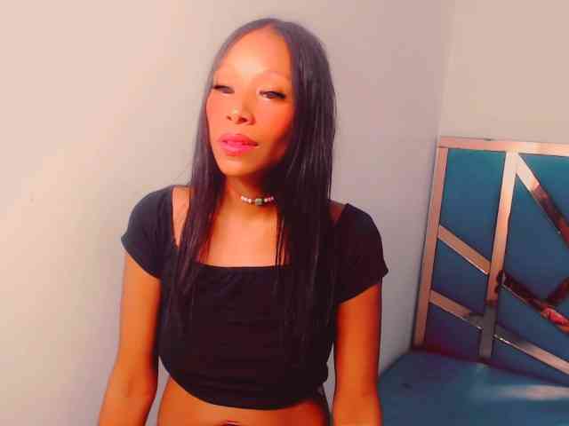 bitch-naughty webcam