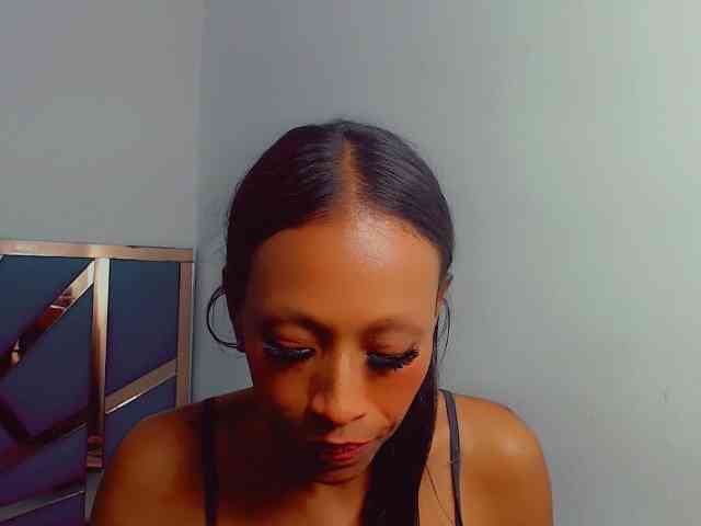 bitch-naughty webcam