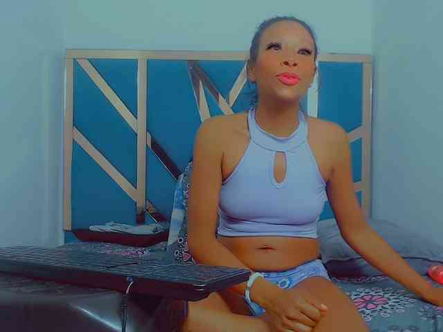 bitch-naughty webcam