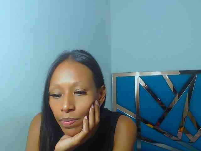 bitch-naughty webcam