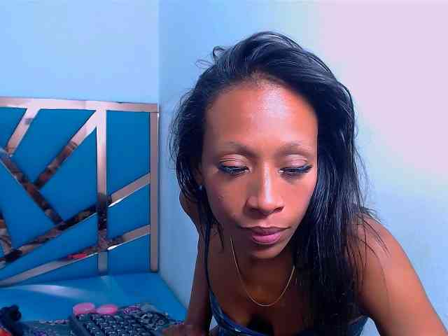 bitch-naughty webcam