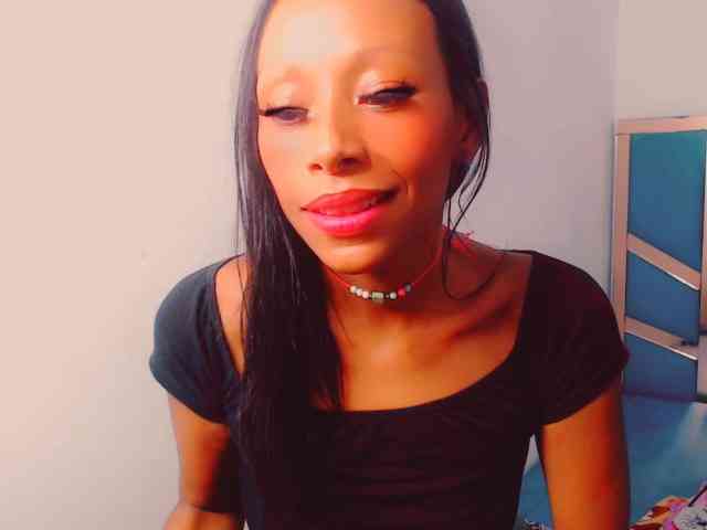 bitch-naughty webcam