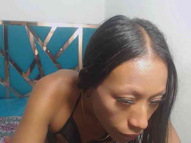 bitch-naughty webcam