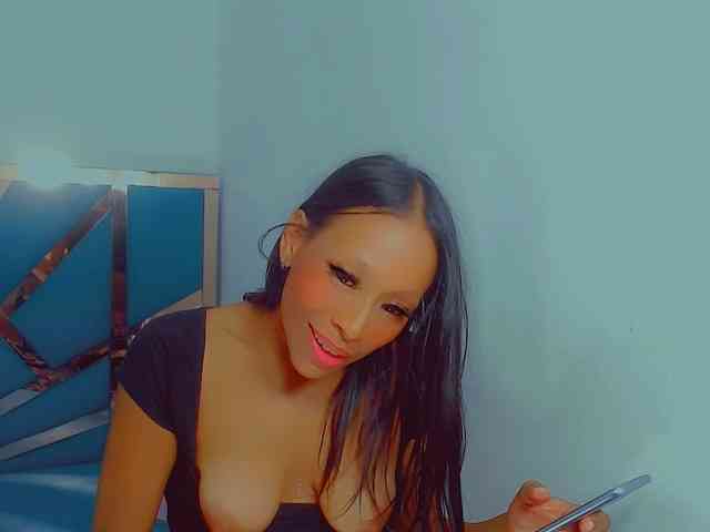 bitch-naughty webcam