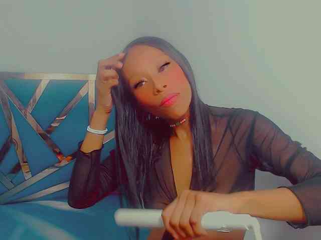 bitch-naughty webcam