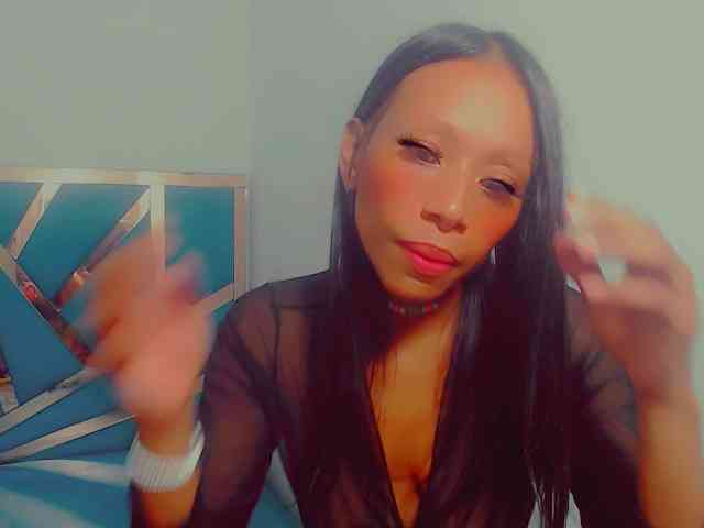 bitch-naughty webcam