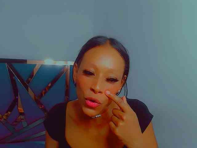 bitch-naughty webcam