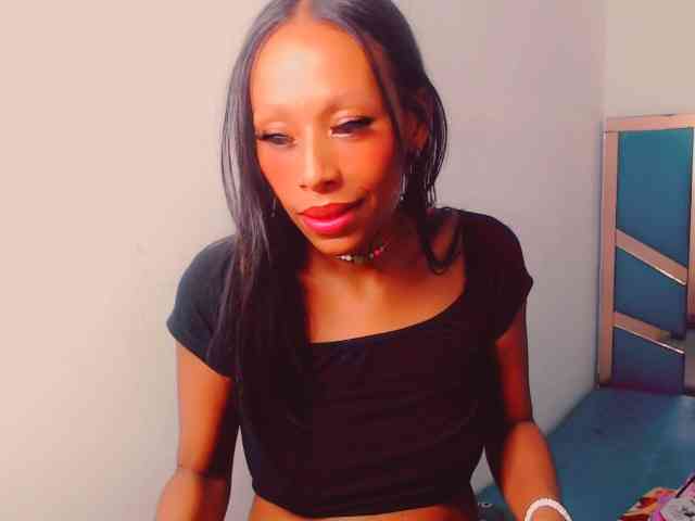 bitch-naughty webcam