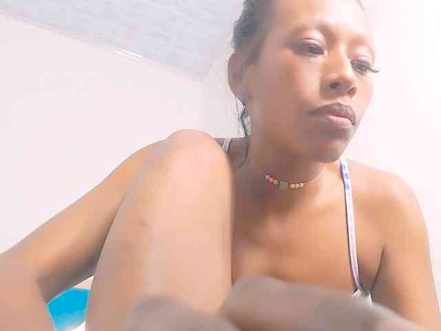 bitch-naughty webcam