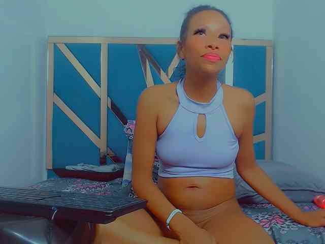 bitch-naughty webcam