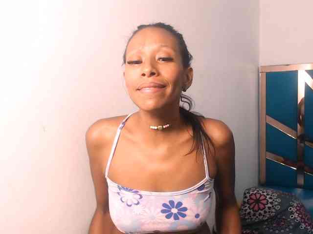 bitch-naughty webcam