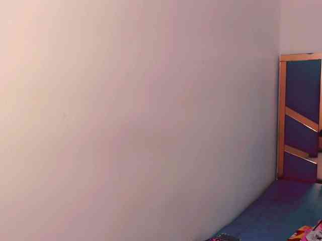 bitch-naughty webcam