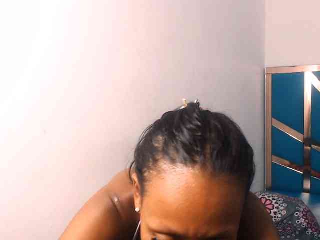 bitch-naughty webcam