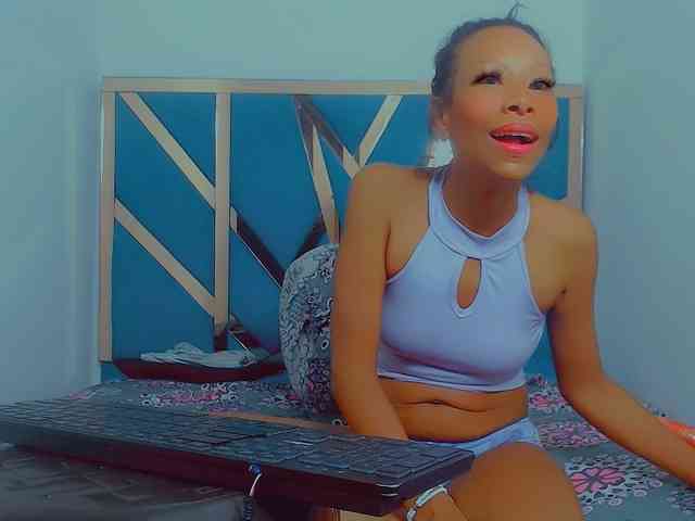 bitch-naughty webcam