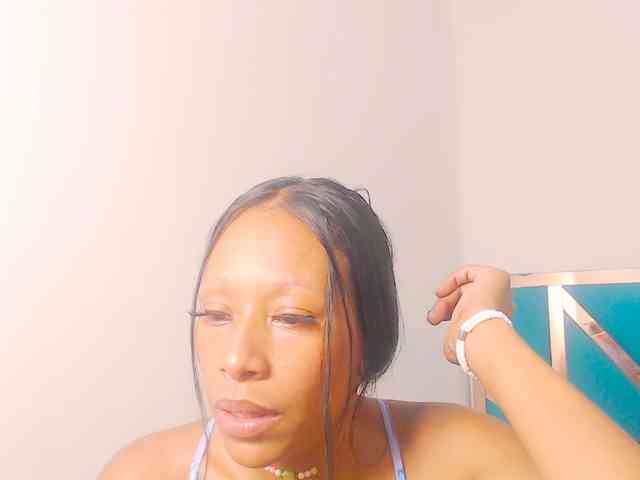 bitch-naughty webcam