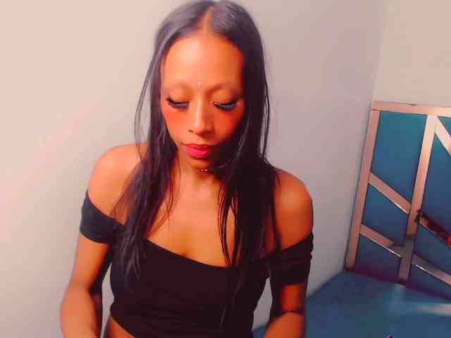 bitch-naughty webcam