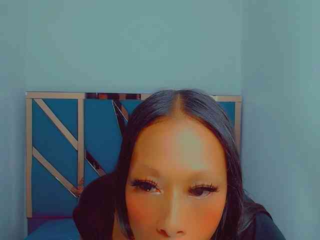 bitch-naughty webcam