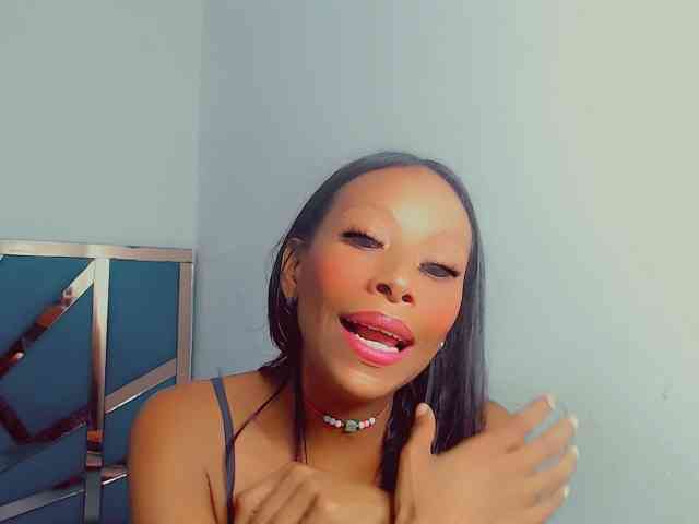 bitch-naughty webcam