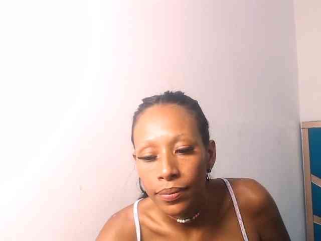 bitch-naughty webcam