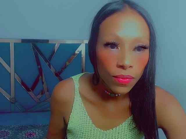 bitch-naughty webcam