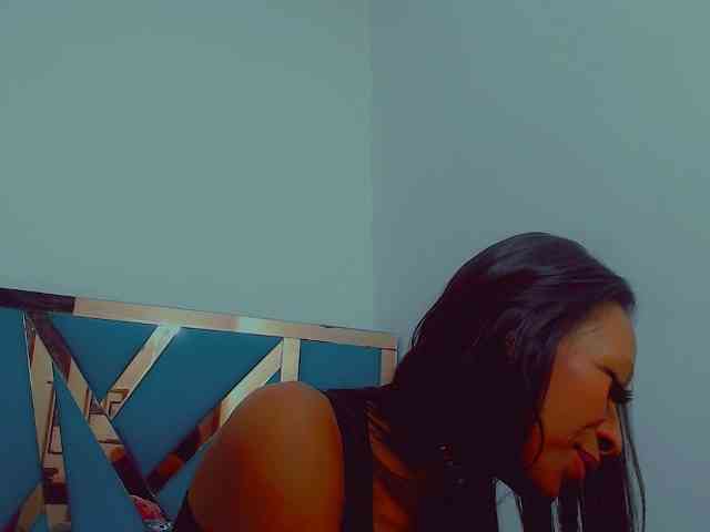 bitch-naughty webcam