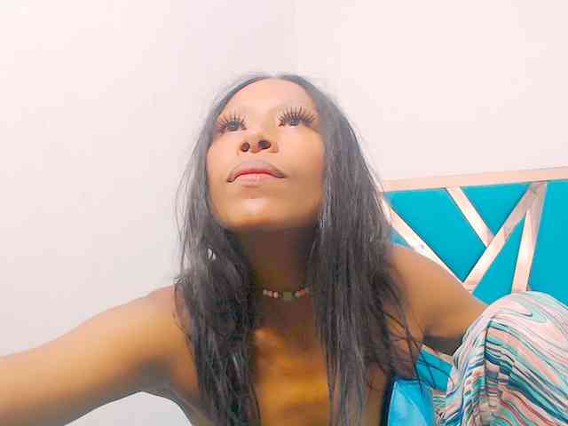 bitch-naughty webcam