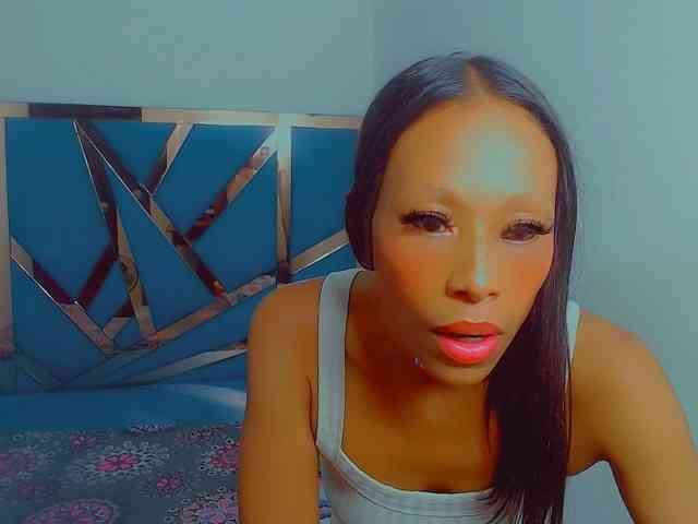 bitch-naughty webcam