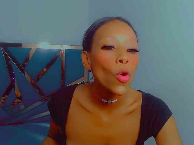 bitch-naughty webcam