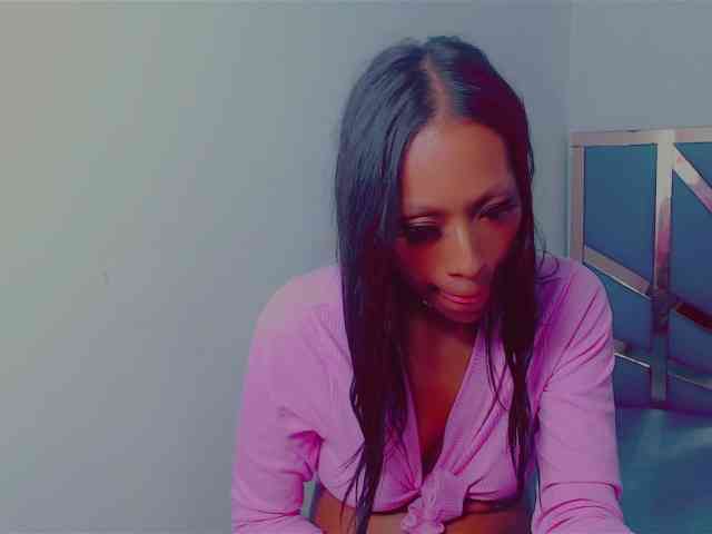 bitch-naughty webcam