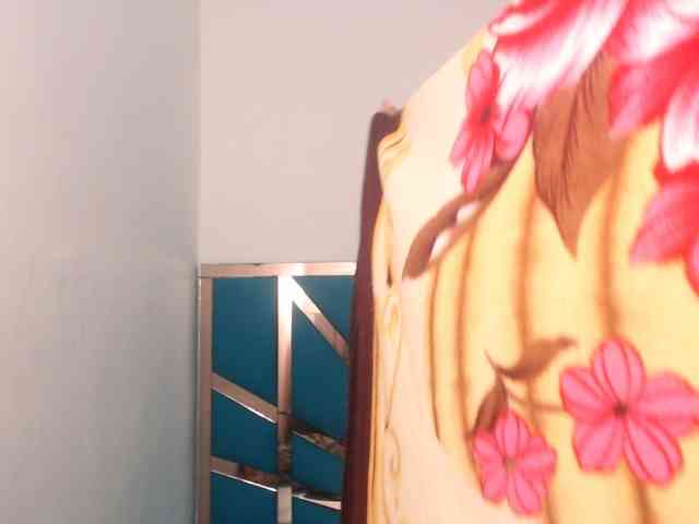 bitch-naughty webcam