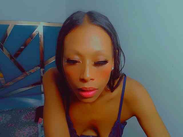 bitch-naughty webcam