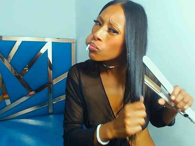 bitch-naughty webcam