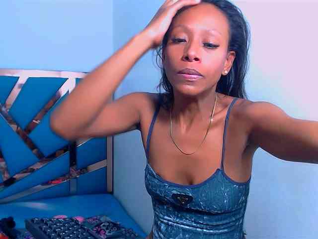 bitch-naughty webcam