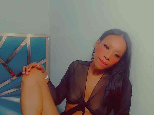 bitch-naughty webcam