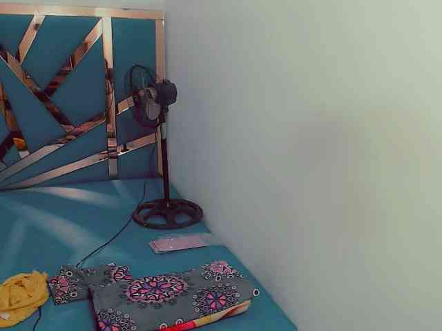 bitch-naughty webcam