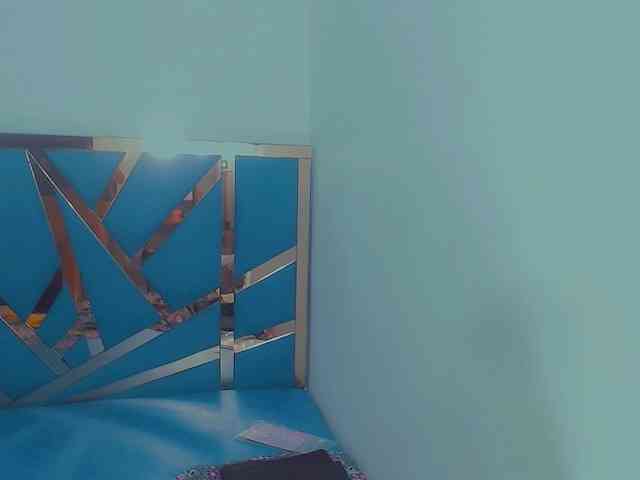 bitch-naughty webcam