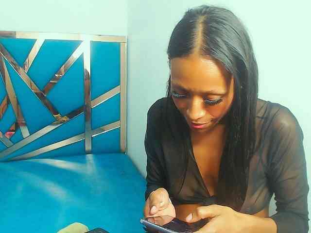 bitch-naughty webcam