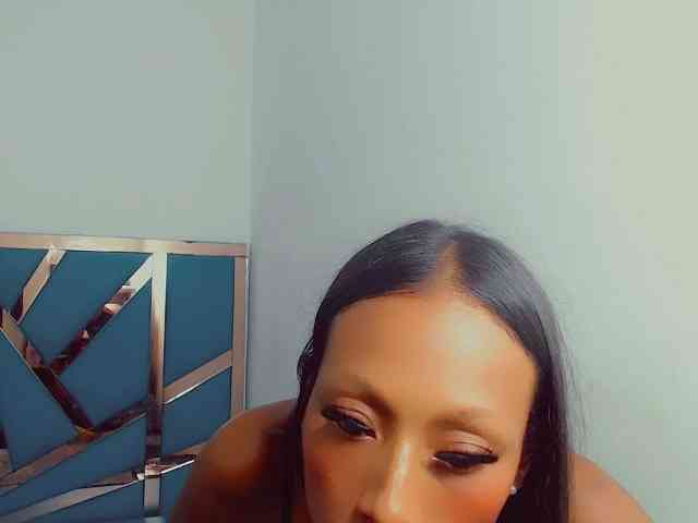 bitch-naughty webcam