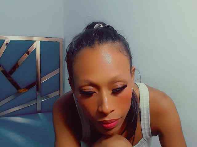 bitch-naughty webcam