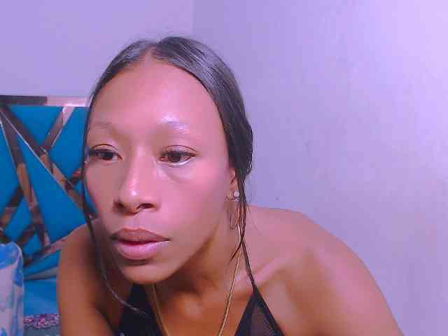 bitch-naughty Live Webcam on BongaCams