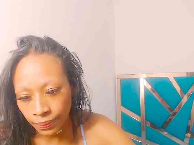 bitch-naughty webcam